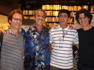 Kleiton, Zé Ramalho, Fagner e Kledir no lançamento do projeto 'Beatles 69'