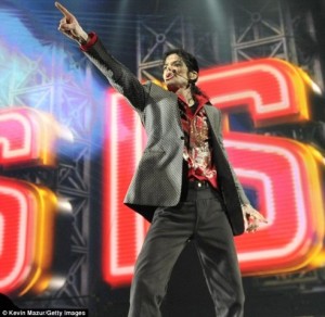 Michael Jackson ensaiando
