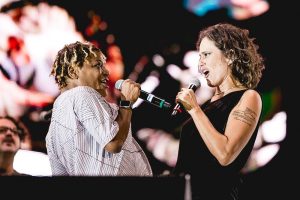 Mart'Nália e Zélia Duncan cantam para a amiga no Rock in Rio